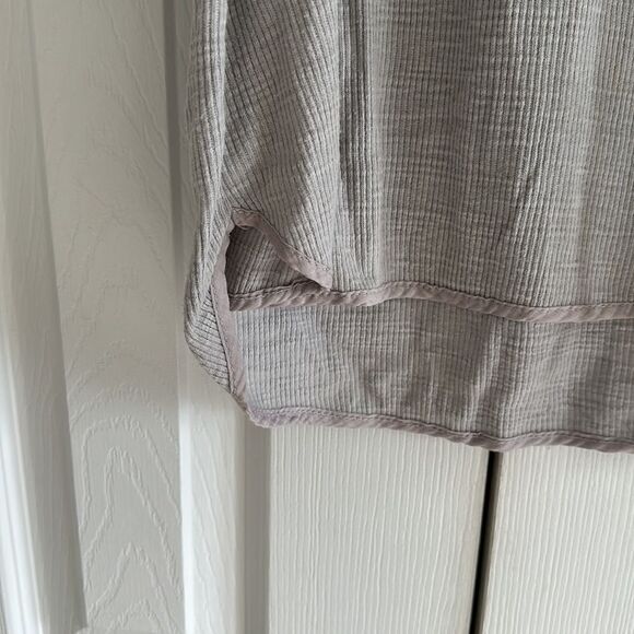 Porridge Anthropologie Women’s Grey Long Tie Waist Shirt Size M - Picture 6 of 8